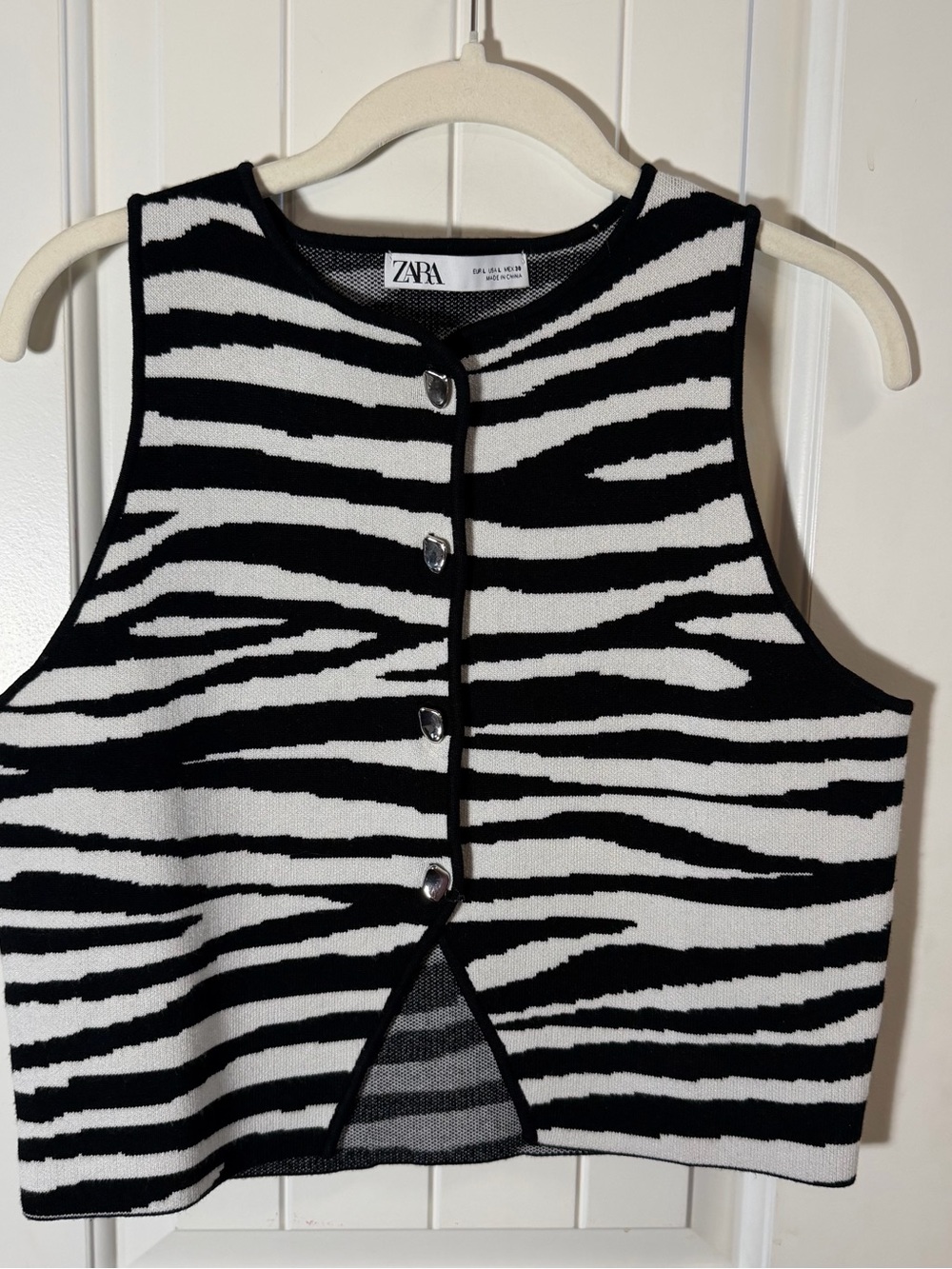 Zara Zebra Print Knit Button Front Vest Top Size L NWOT